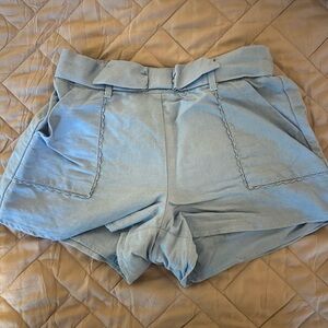 Girl shorts, great condition